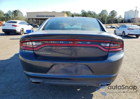 2016 Dodge Charger Sxt z USA, uszkodzony, nr VIN 2C3CDXHG9GH114701